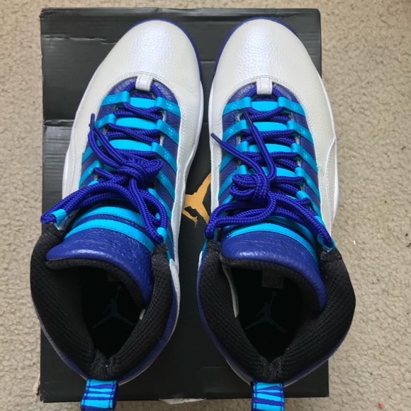 “Charlotte” Air Jordan 10 Retro - Picture 3 of 5